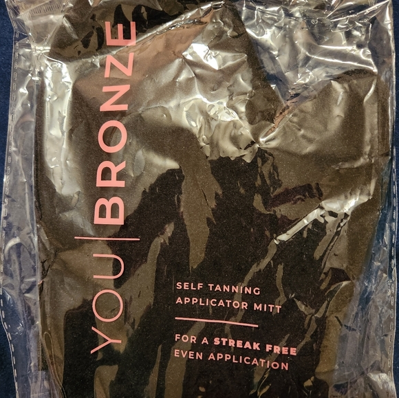 YOU BRONZE SELF TANNER KIT - Picture 6 of 7